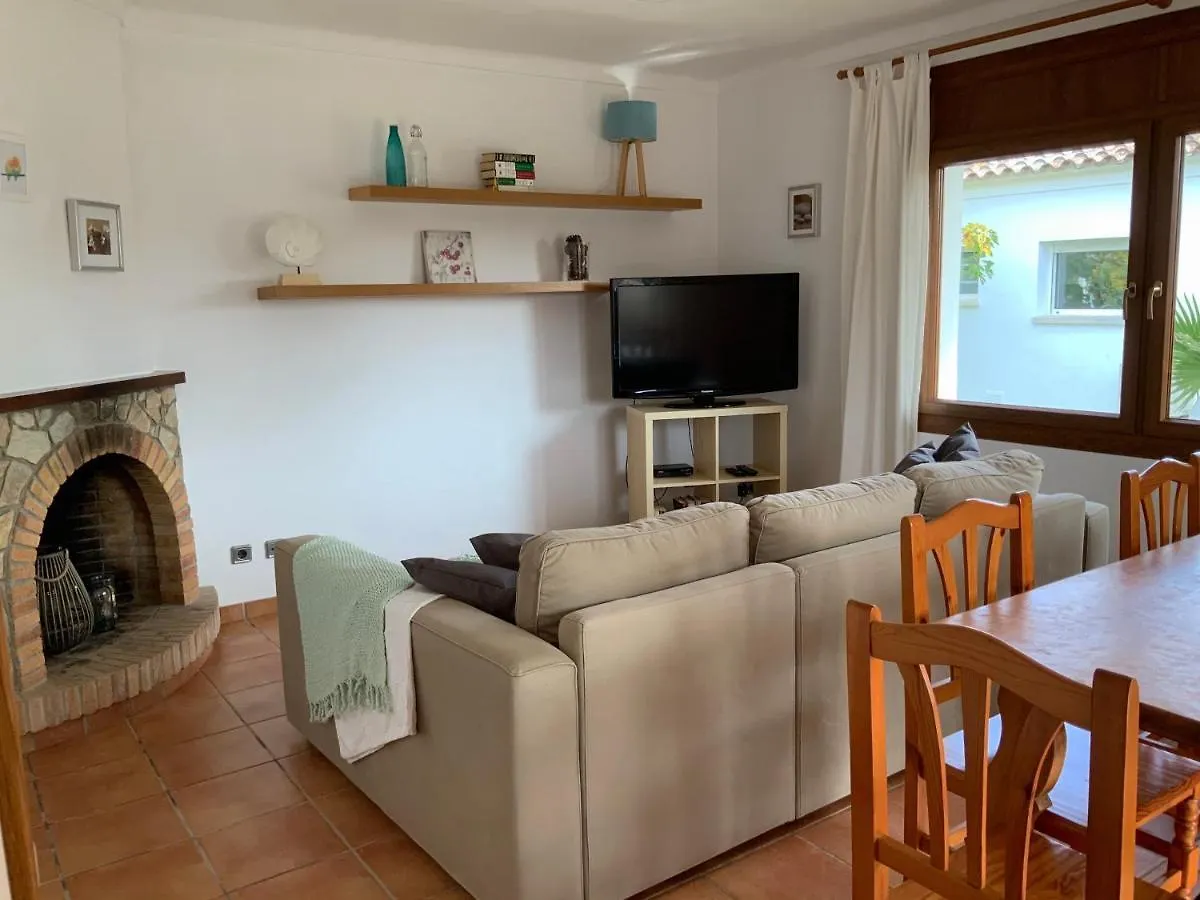 Villa Montserrat 1, Terrace & Pool Sant Marti d'Empuries Spain