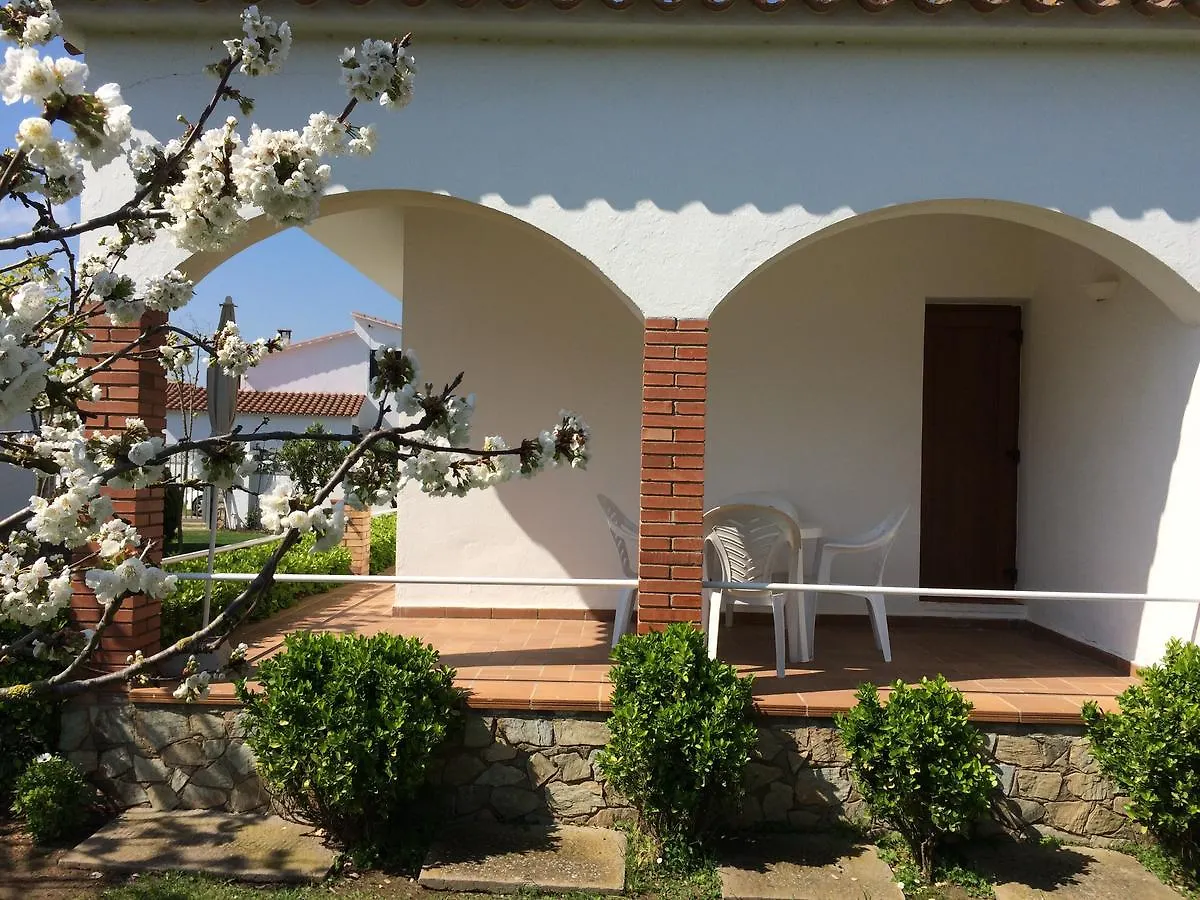 Holiday home Villa Montserrat 1, Terrace & Pool Sant Marti d'Empuries
