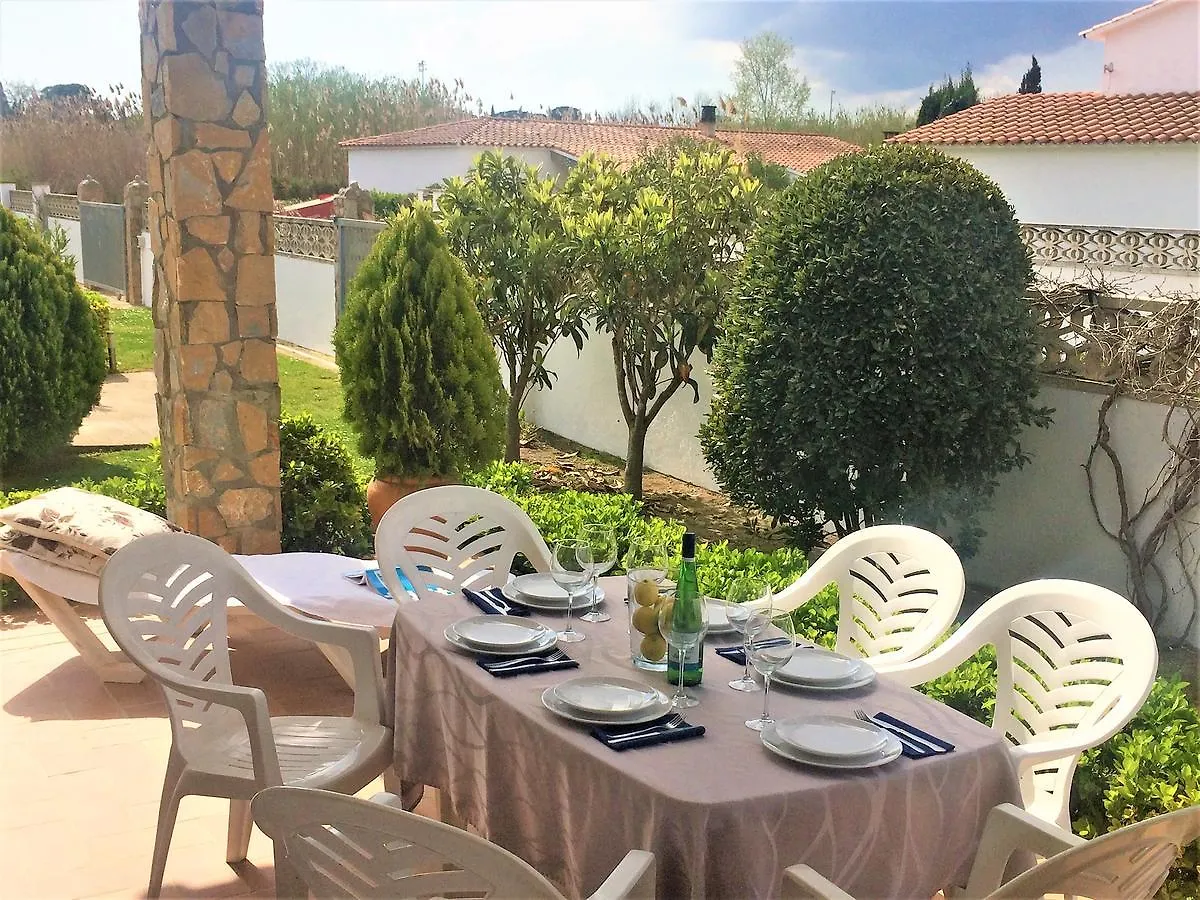 Villa Montserrat 1, Terrace & Pool Sant Marti d'Empuries