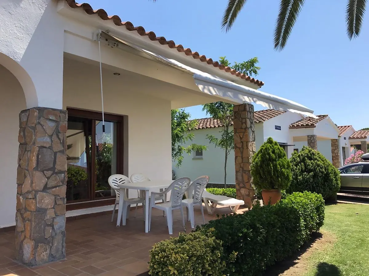 Holiday home Villa Montserrat 1, Terrace & Pool Sant Marti d'Empuries
